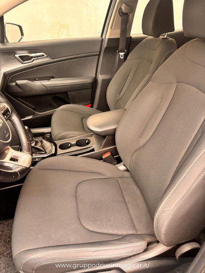 Kia Sportage 1.6 CRDI 136 CV 2WD Mild Hybrid Business Class (12)