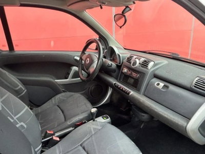 smart Fortwo 1000 52 kW MHD coupé pure (6)