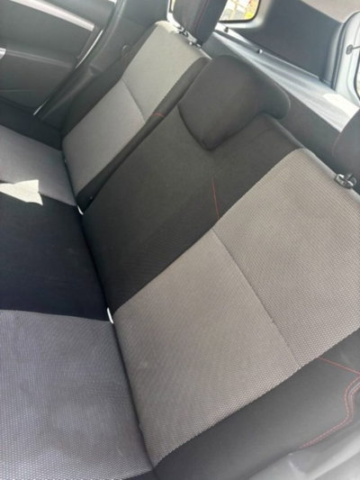 Dacia Duster 1.5 dCi 90CV 4x4 Ambiance (6)