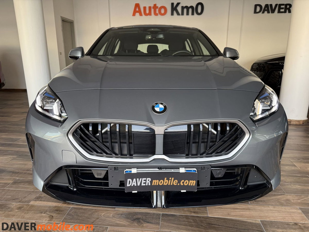 BMW Serie 1 120 48V MSport Pro auto (2)