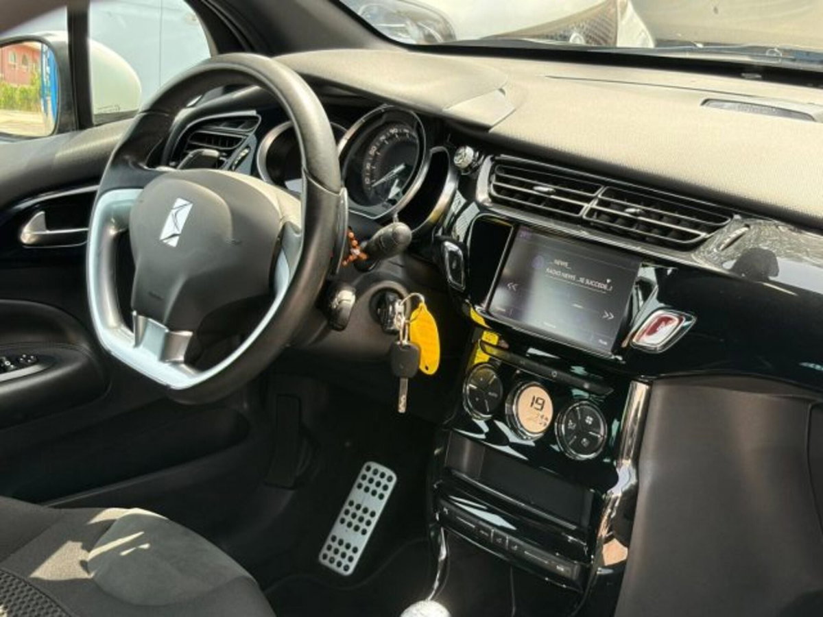 Ds DS 3 Coupé DS 3 PureTech 82 So Chic (16)
