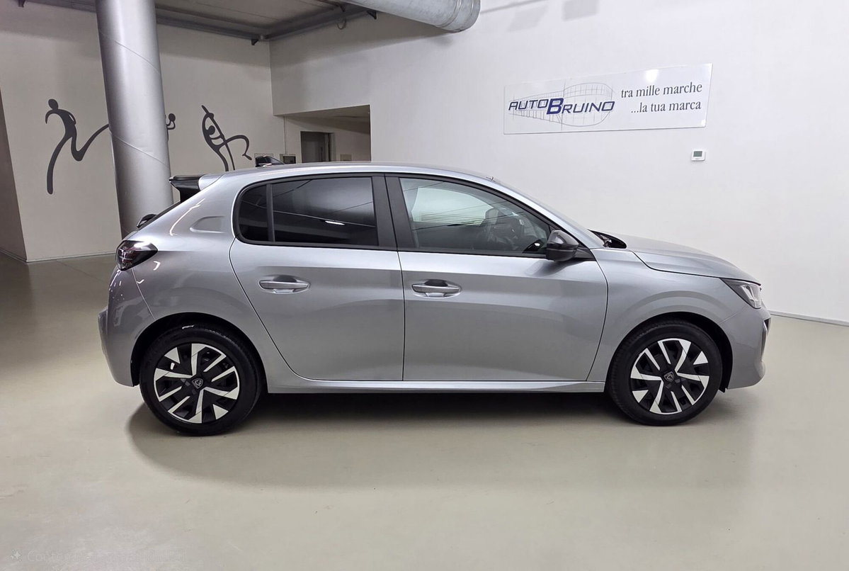 Peugeot 208 1.2 hybrid Business 110cv e-dcs 6 (10)
