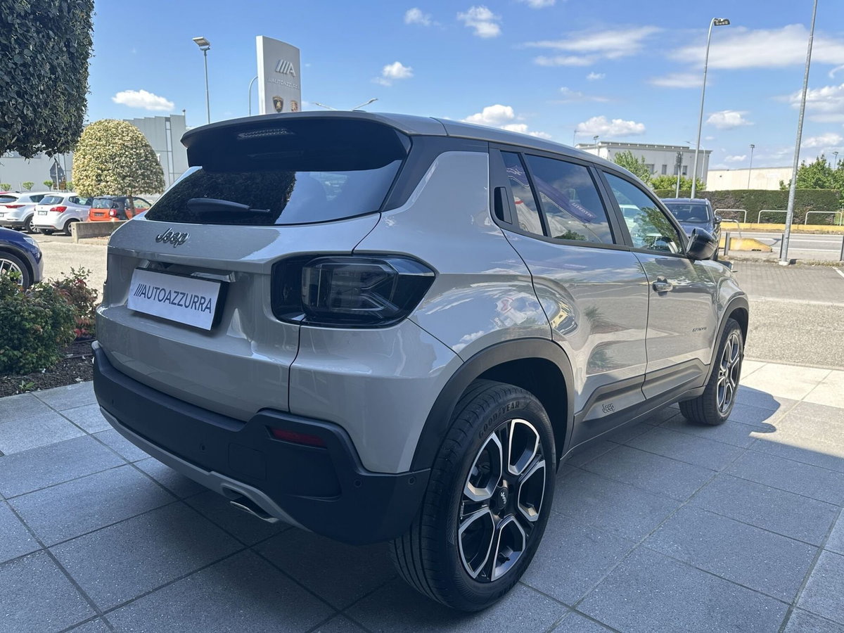 Jeep Avenger 1.2 turbo e-hybrid mhev Summit fwd 110cv edct6 (4)