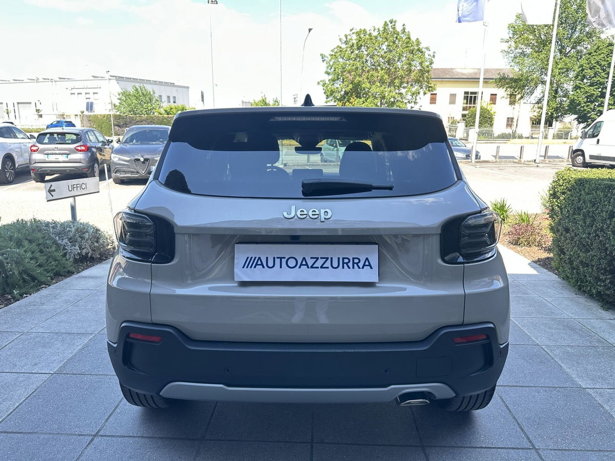 Jeep Avenger 1.2 turbo e-hybrid mhev Summit fwd 110cv edct6 (5)