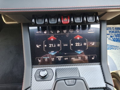 Lamborghini Urus 4.0 V8 phev SE auto (13)