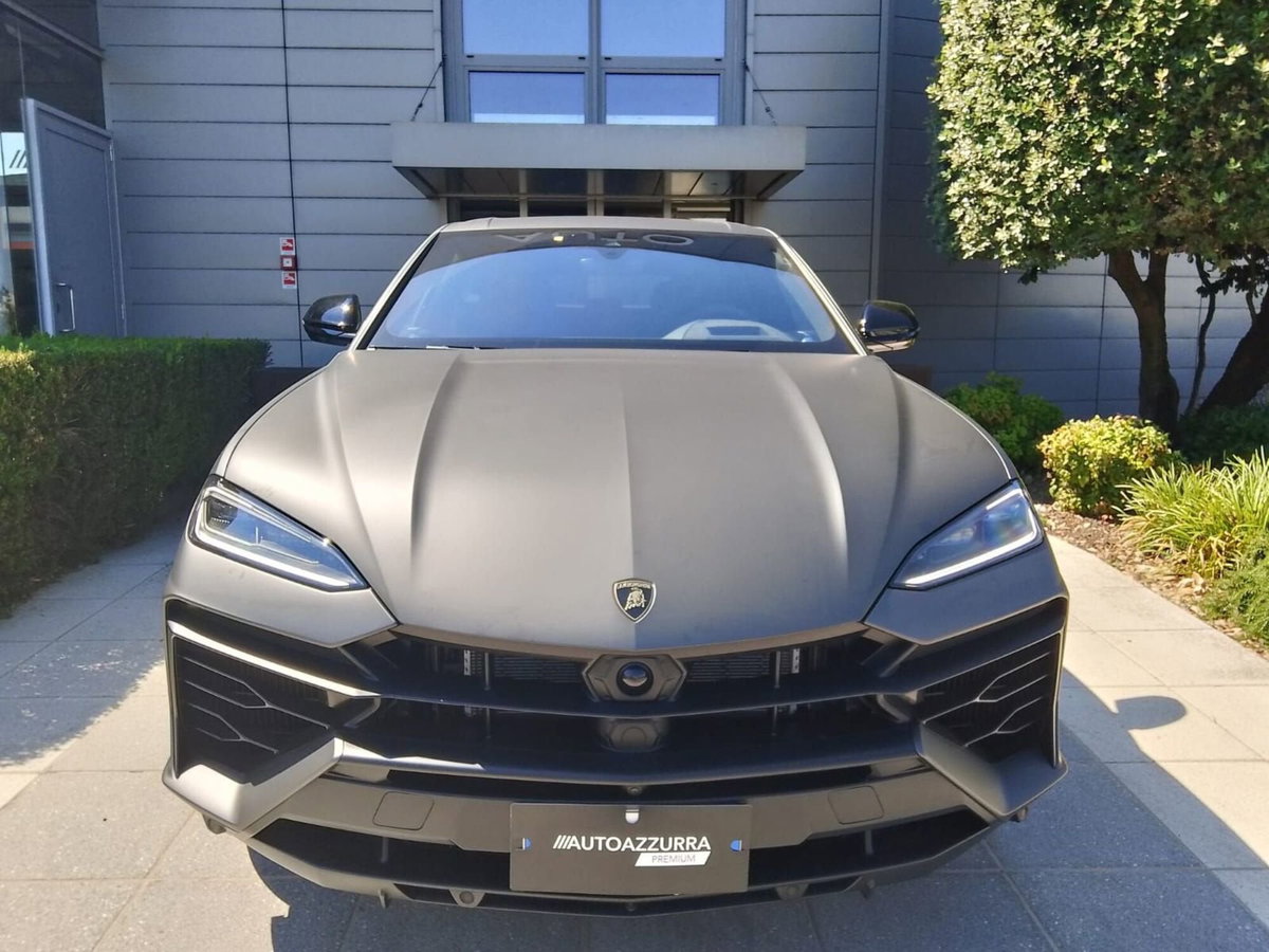 Lamborghini Urus 4.0 V8 phev SE auto (2)