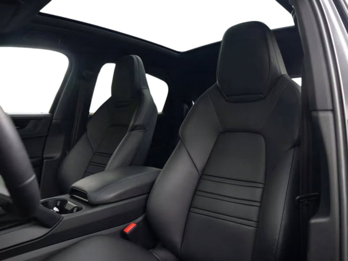 Porsche Cayenne Coupé 3.0 e-hybrid Black Edition tiptronic (6)