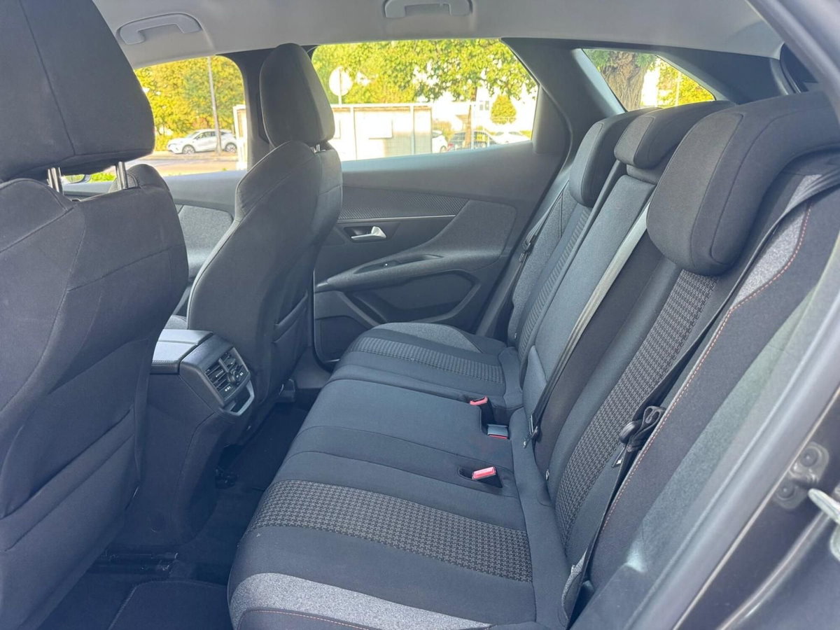 Peugeot 3008 BlueHDi 130 S&S Active Pack (9)