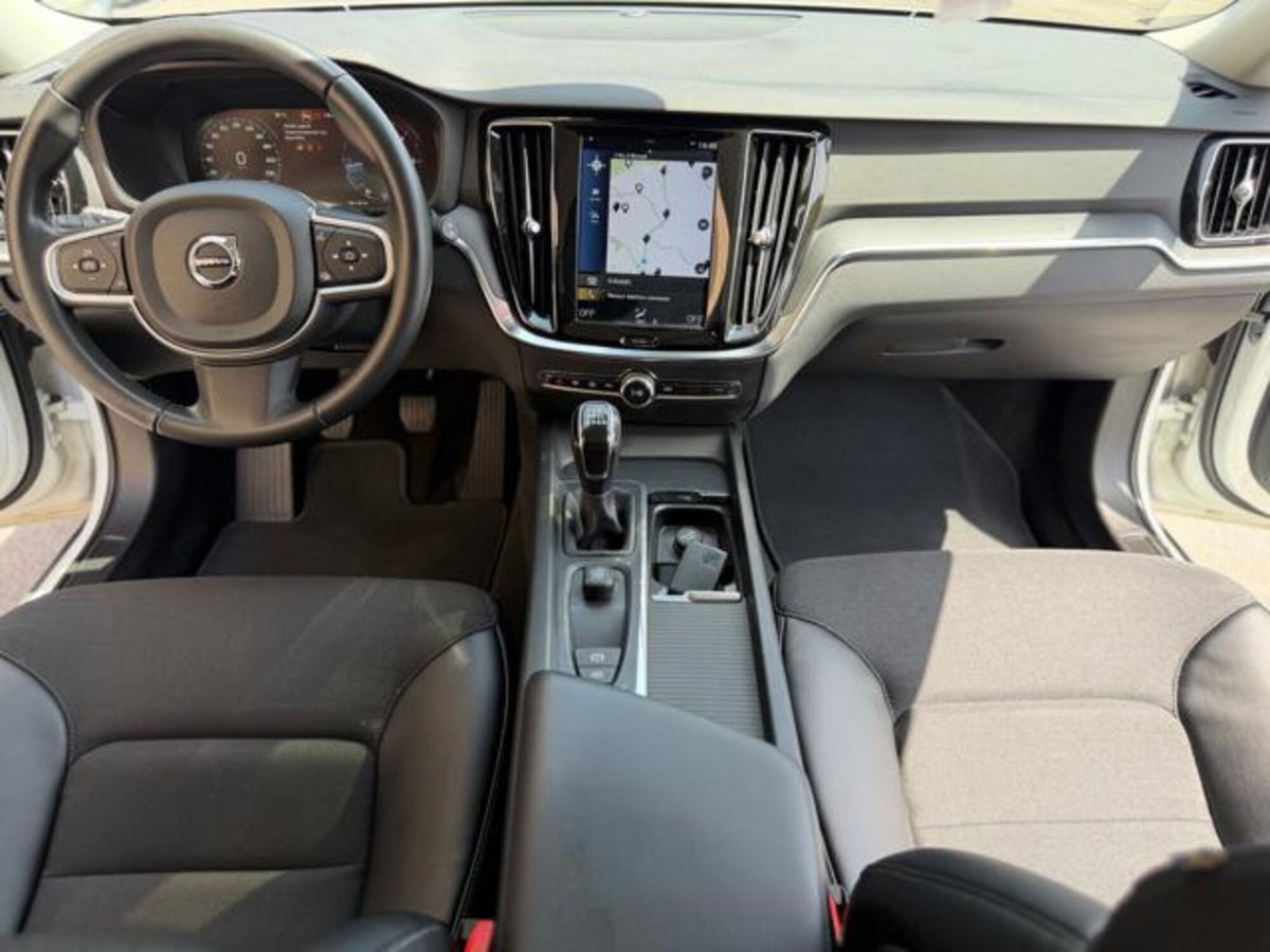 Volvo V60 D3 Momentum Business (9)