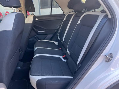 Volkswagen T-Roc 1.6 TDI SCR Advanced BlueMotion Technology (16)