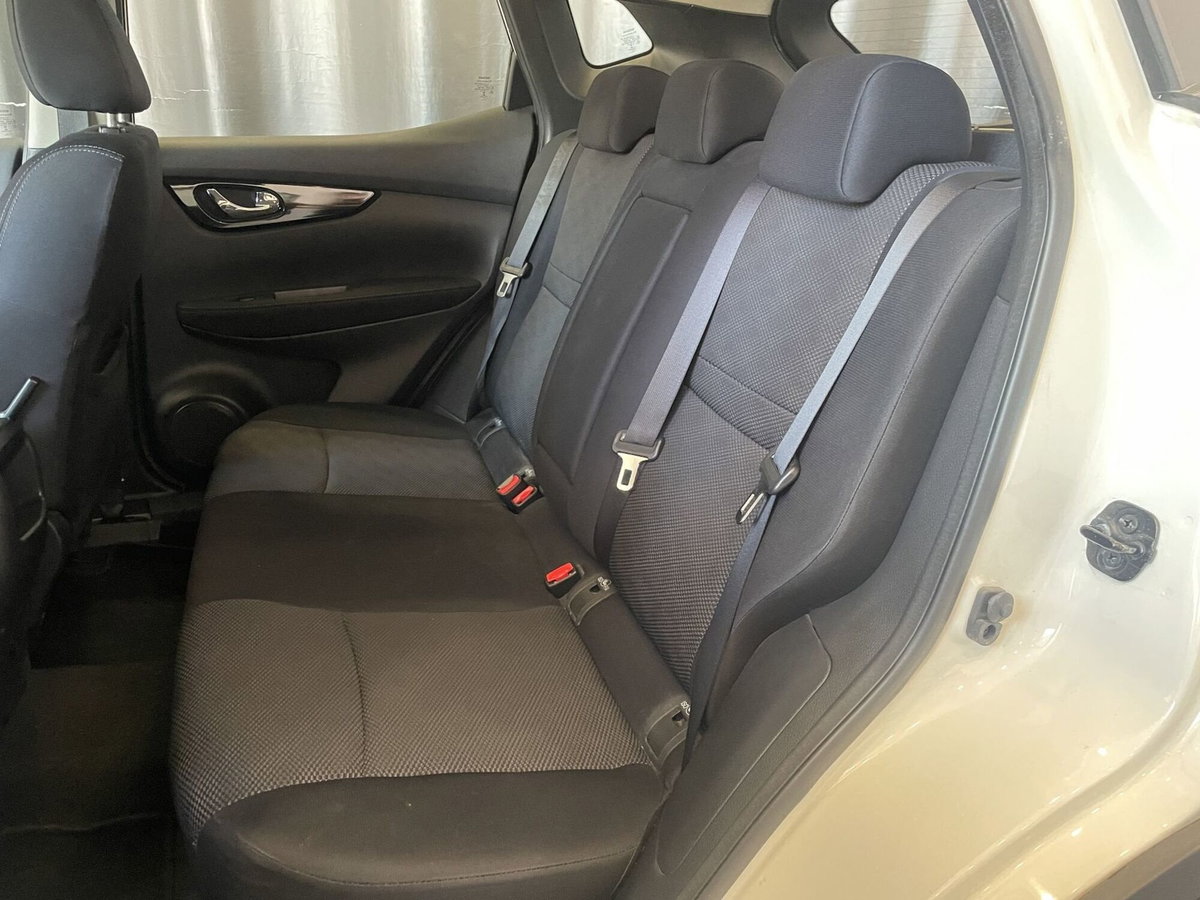 Nissan Qashqai 1.5 dCi 360 (10)