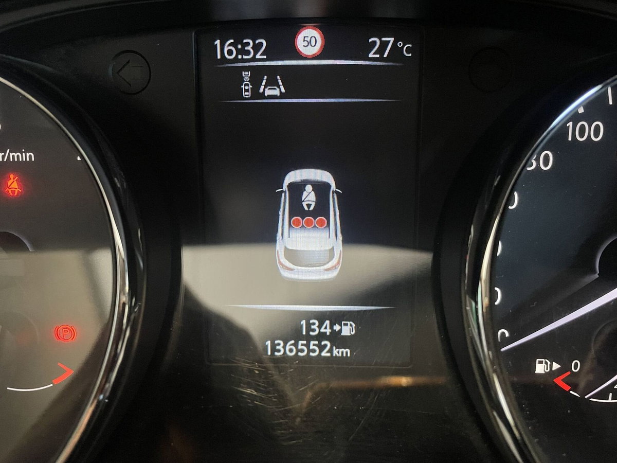 Nissan Qashqai 1.5 dCi 360 (17)