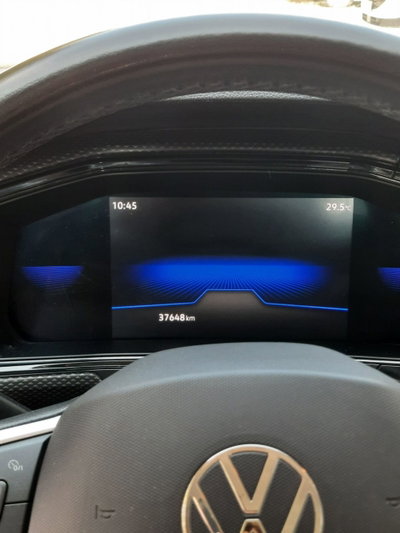 Volkswagen T-Cross 1.0 TSI Style BMT (10)