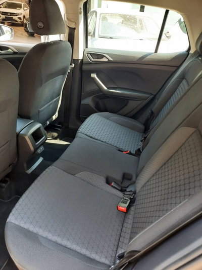 Volkswagen T-Cross 1.0 TSI Style BMT (13)