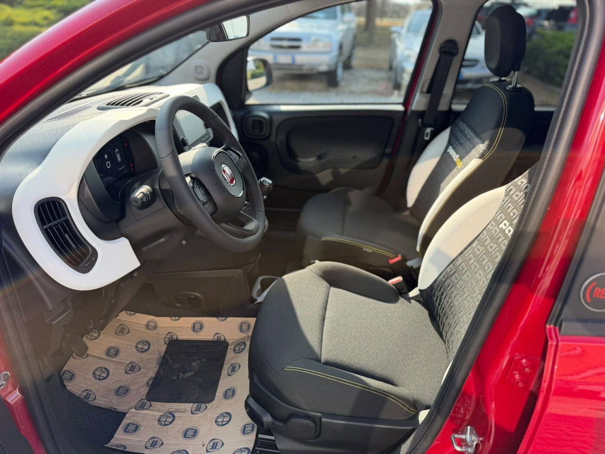 Fiat Panda Cross Cross 1.0 FireFly S&S Hybrid (13)