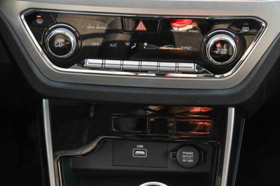 Ssangyong Korando 1.5 GDI-Turbo 2WD Dream (15)