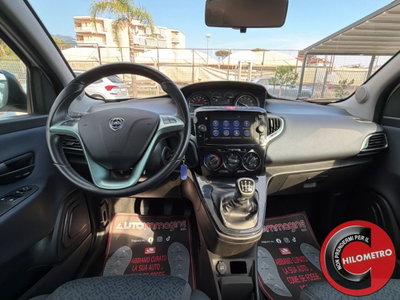 Lancia Ypsilon 1.0 FireFly 5 porte S&S Hybrid Gold Plus (15)