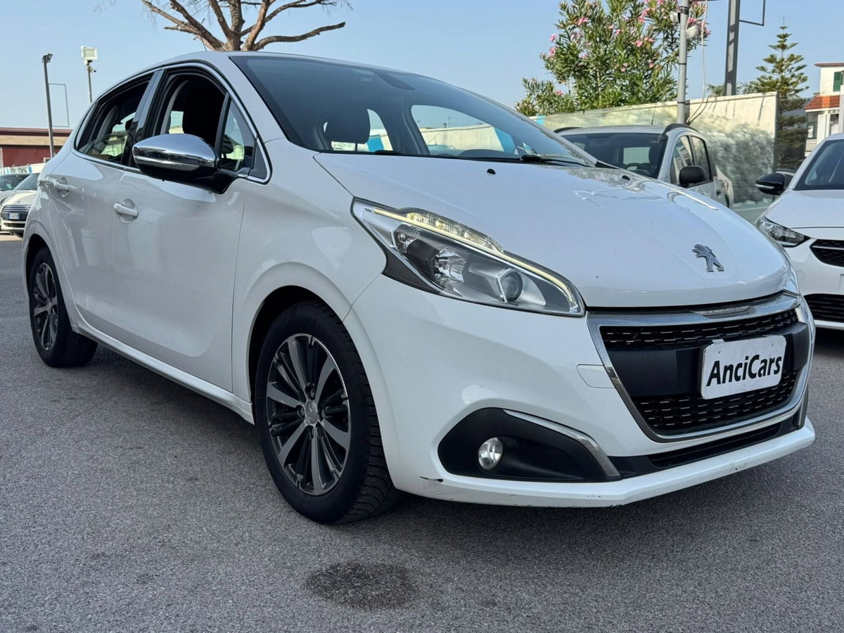 Peugeot 208 75 5 porte Allure (2)