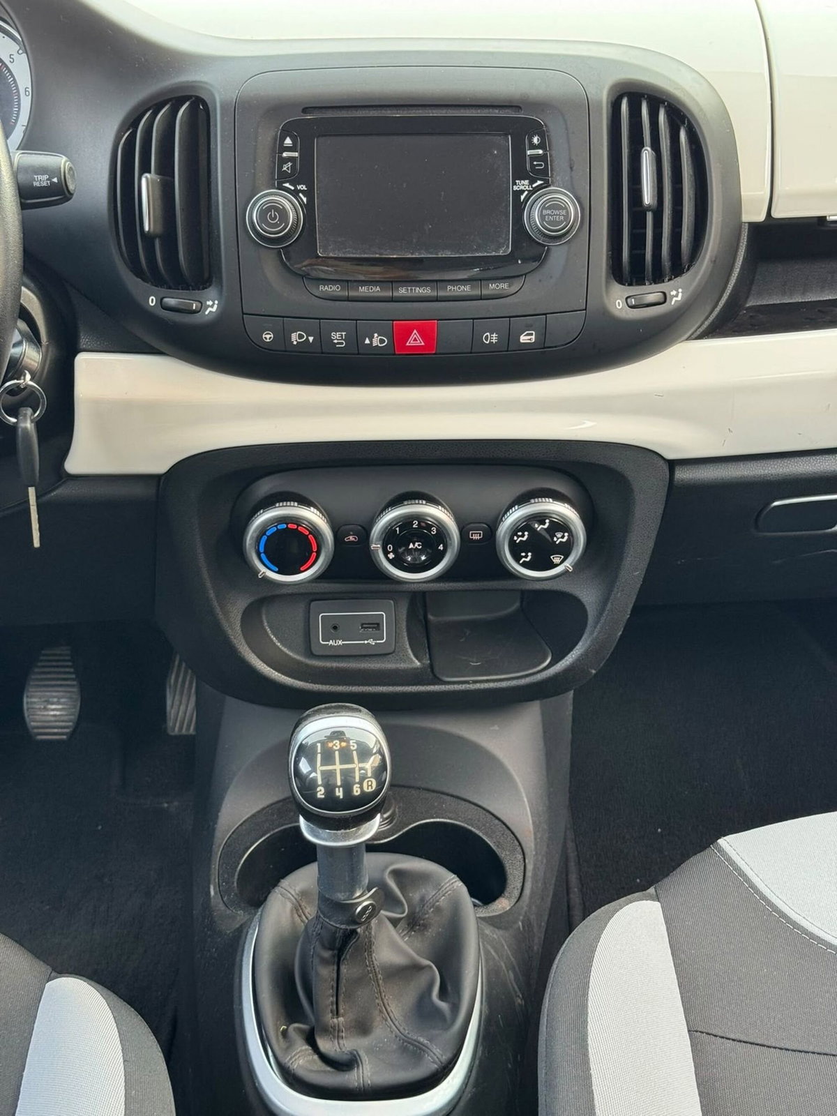 Fiat 500L 1.4 95 CV Pop Star (13)