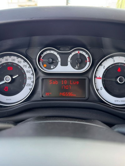 Fiat 500L 1.4 95 CV Pop Star (8)