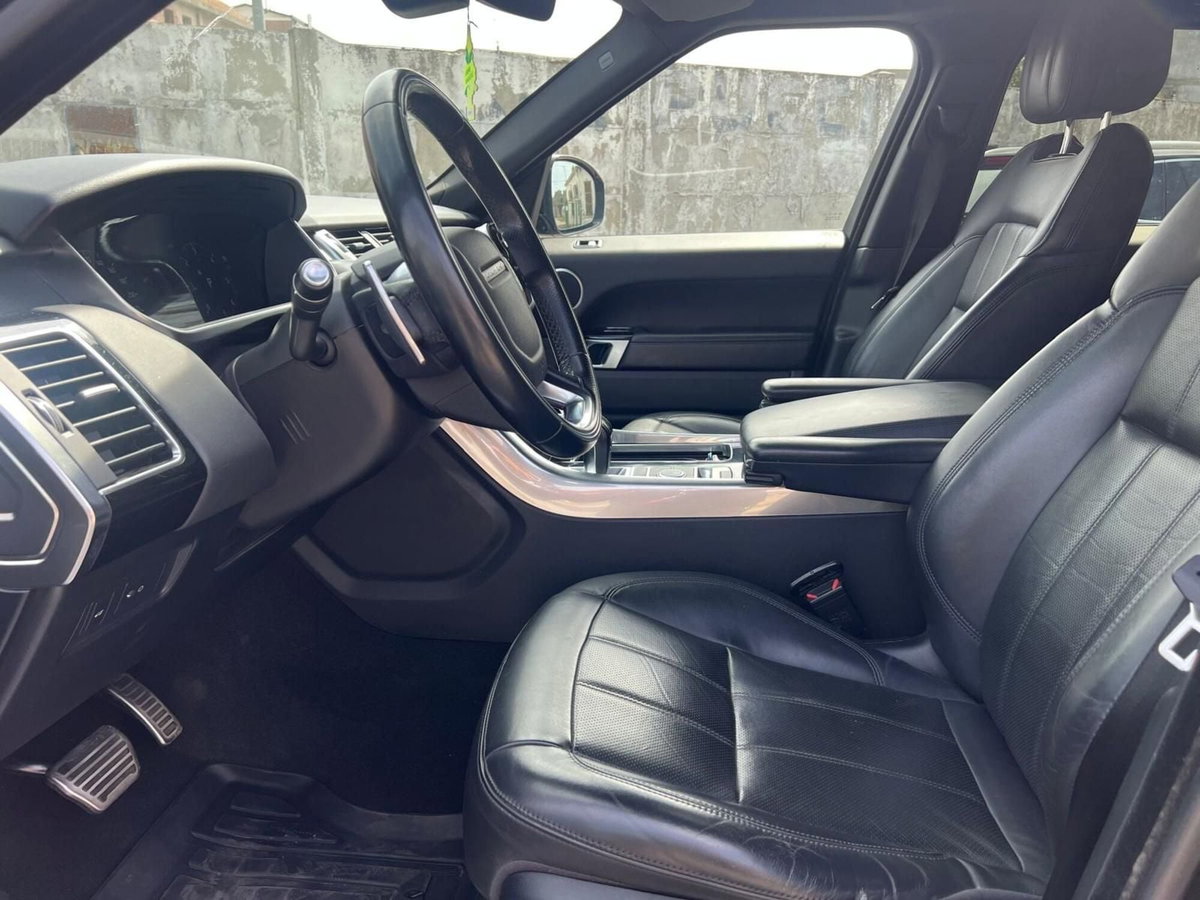 Land Rover Range Rover Sport 3.0 SDV6 249 CV HSE Dynamic (6)