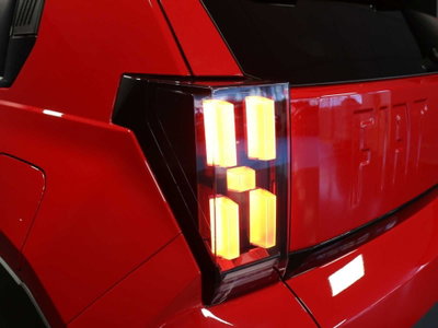 Fiat Grande Panda 1.2 hybrid La Prima 110cv edct (20)