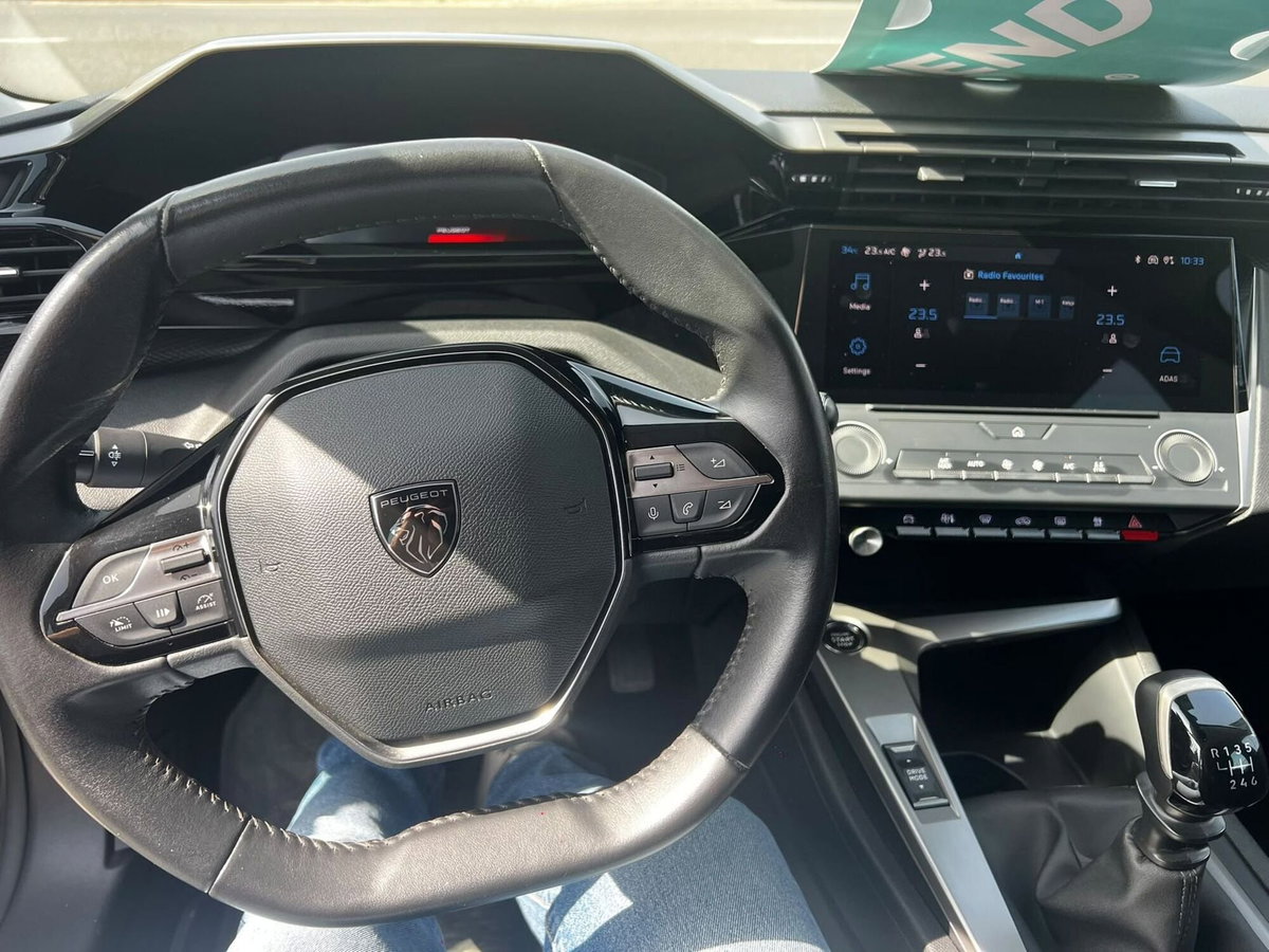 Peugeot 308 PureTech Turbo 130 S&S Active Pack (10)