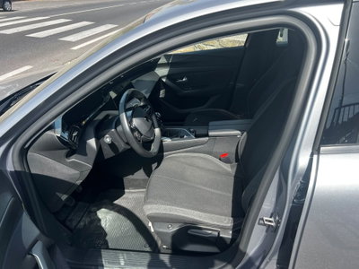 Peugeot 308 PureTech Turbo 130 S&S Active Pack (9)