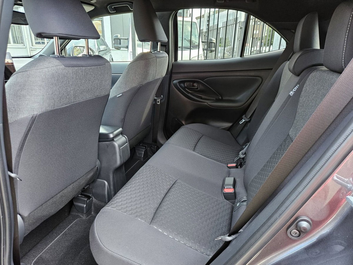Toyota Yaris Cross Trend fwd 130cv e-cvt (9)