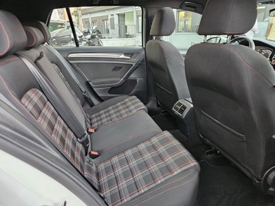 Volkswagen Golf GTI Performance 2.0 245 CV TSI DSG 5p. BMT (13)
