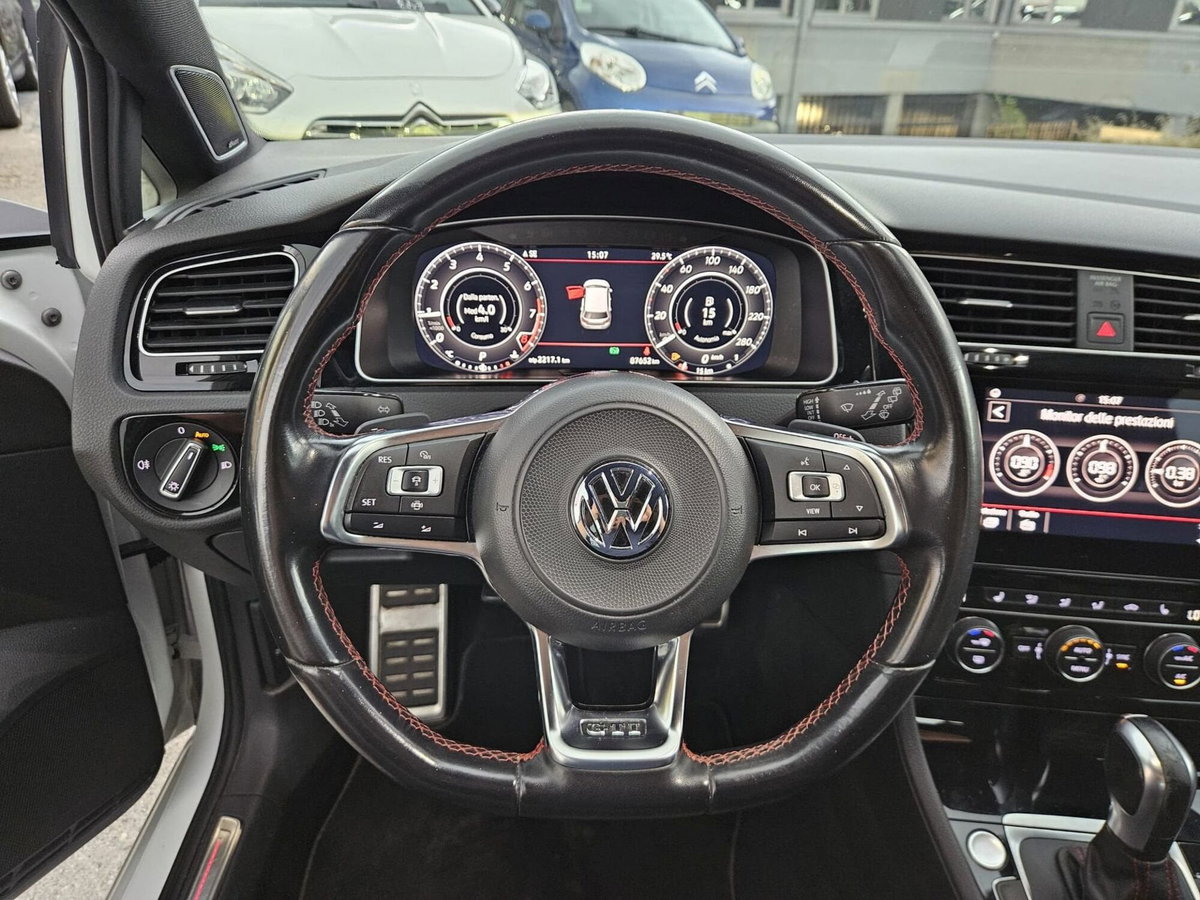 Volkswagen Golf GTI Performance 2.0 245 CV TSI DSG 5p. BMT (15)