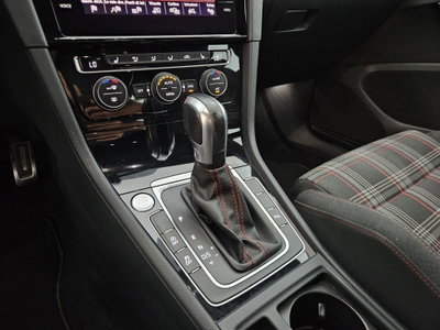 Volkswagen Golf GTI Performance 2.0 245 CV TSI DSG 5p. BMT (18)