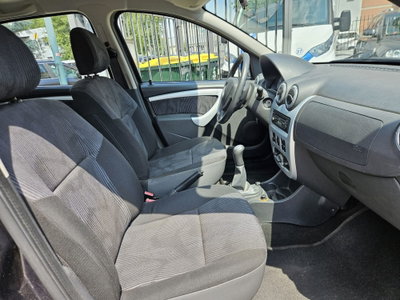 Dacia Sandero 1.4 8V GPL (10)