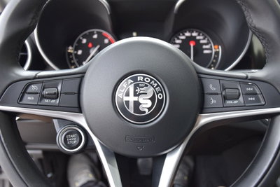 Alfa Romeo Giulia 2.2 Turbodiesel 180 CV AT8 Super (12)