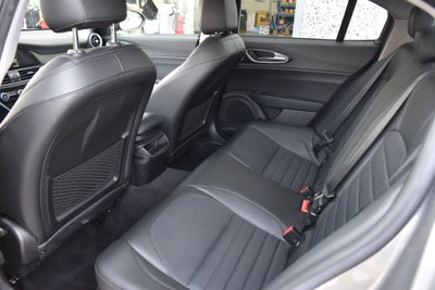 Alfa Romeo Giulia 2.2 Turbodiesel 180 CV AT8 Super (13)
