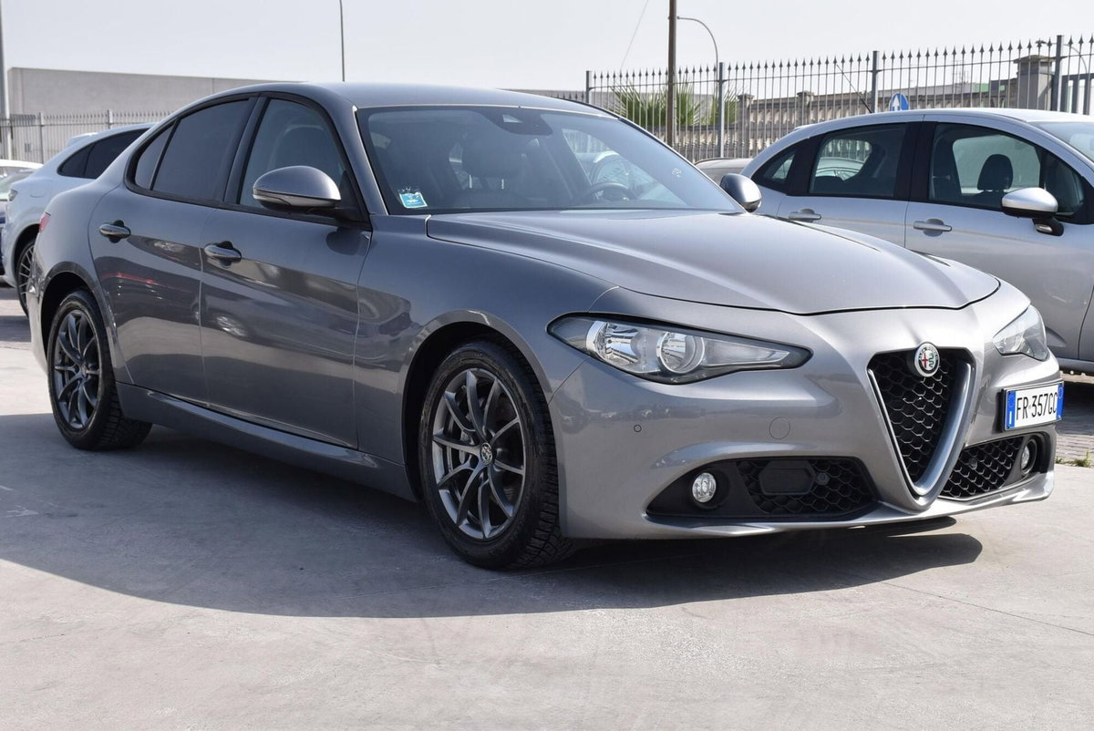Alfa Romeo Giulia 2.2 Turbodiesel 180 CV AT8 Super (3)