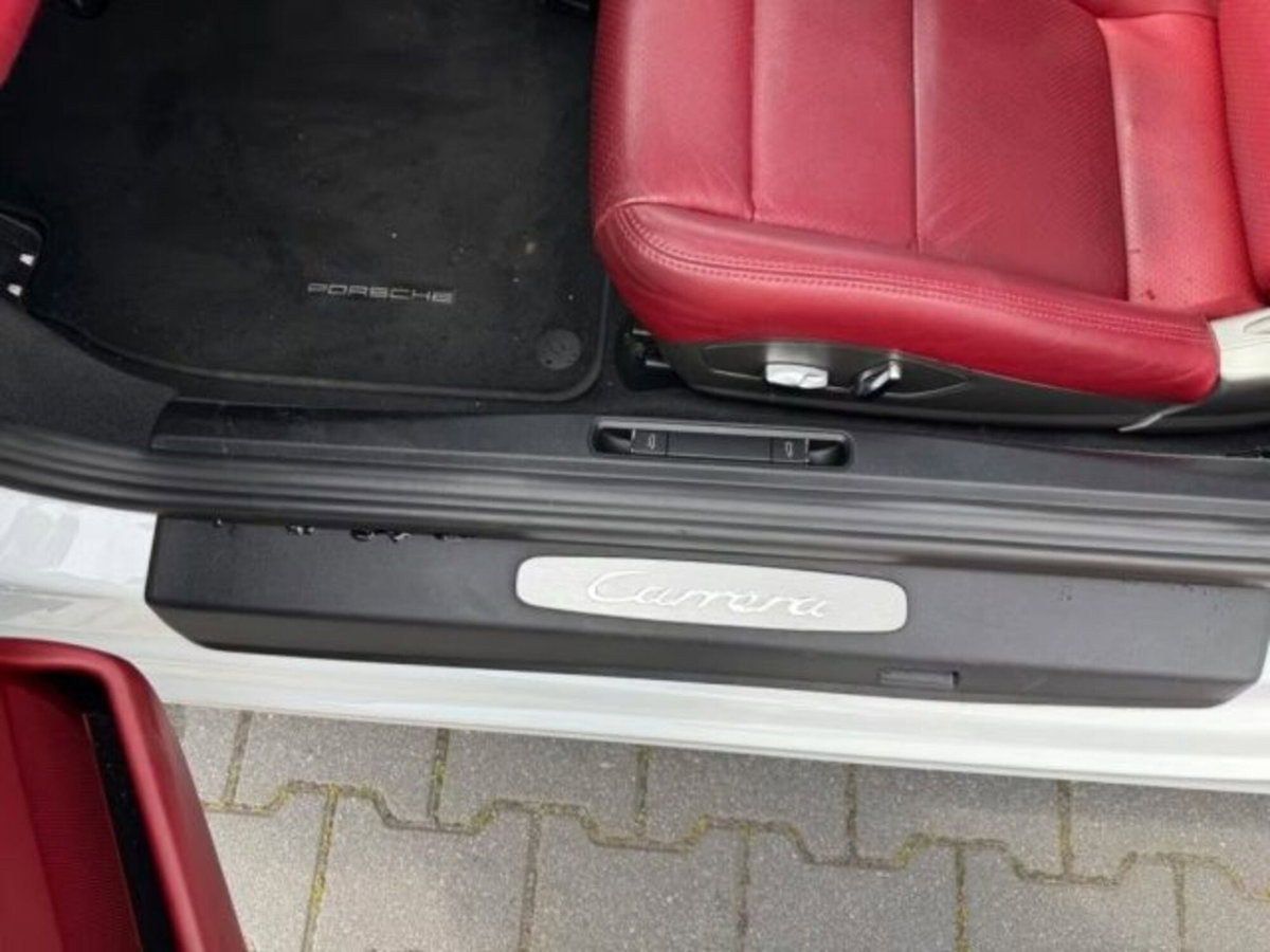 Porsche 911 Coupé 3.0 Carrera 4 (18)