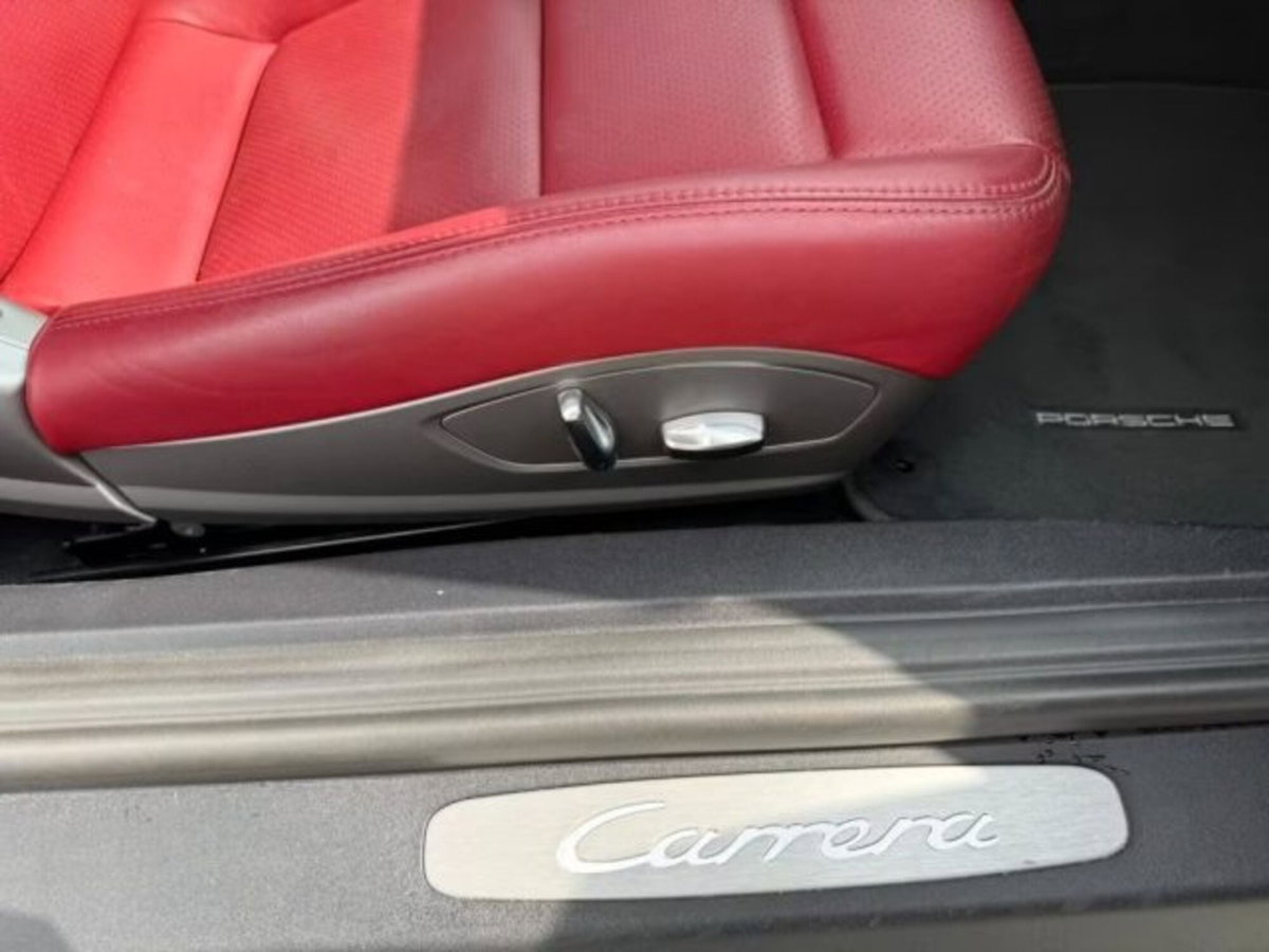 Porsche 911 Coupé 3.0 Carrera 4 (19)