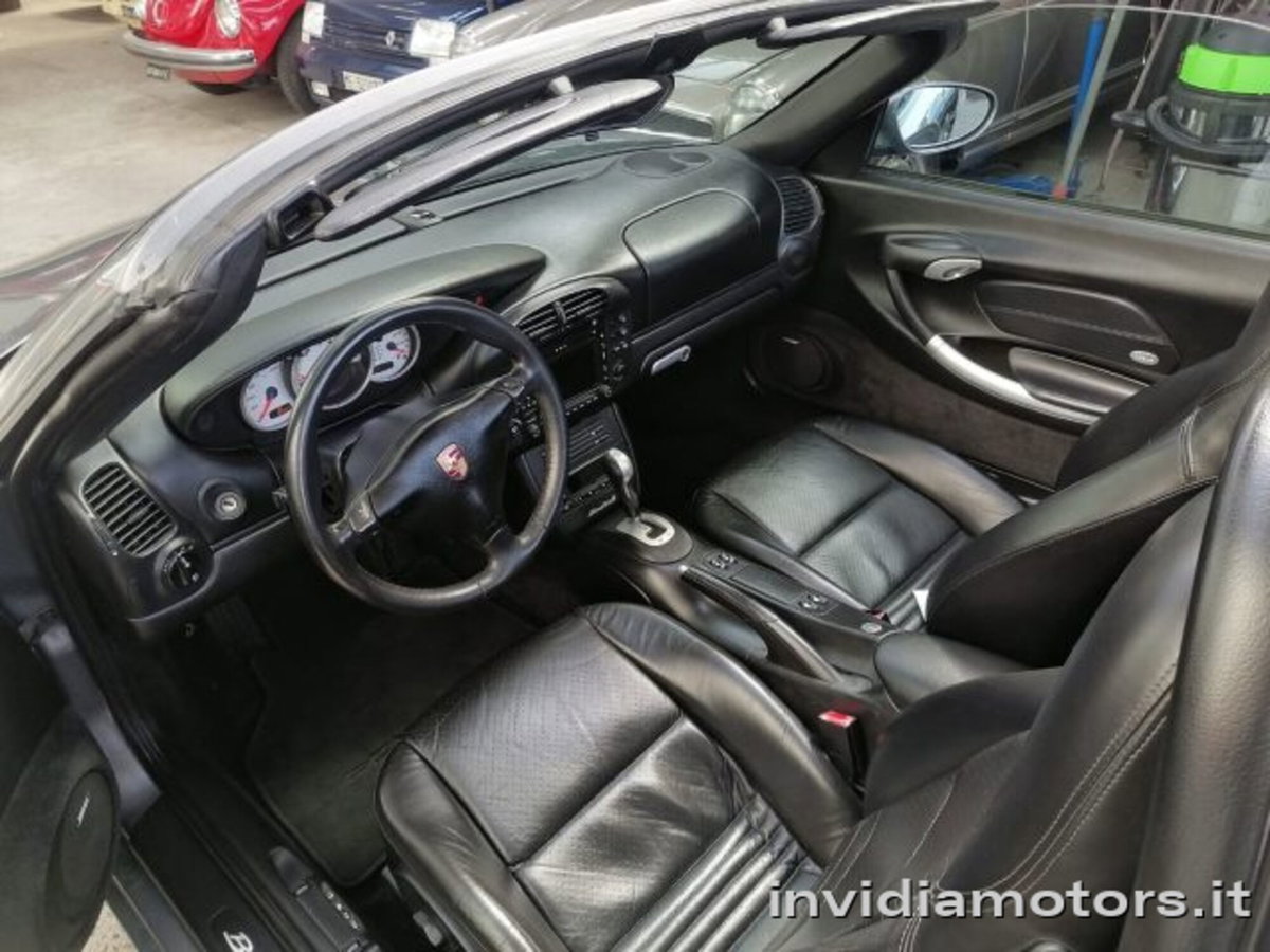 Porsche Boxster 3.2i 24V cat S (9)