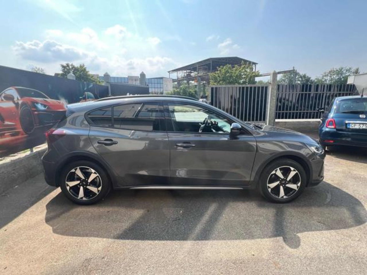 Ford Focus 1.0 EcoBoost Hybrid 125 CV Powershift 5p. ST-Line X (11)