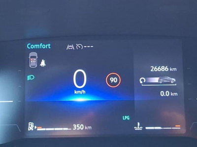 Renault Captur 1.0 eco-g Techno 100cv (11)