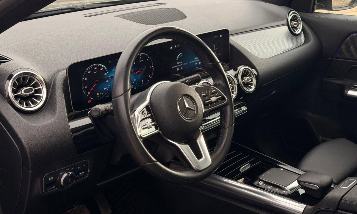Mercedes-Benz GLA SUV 200 d Automatic Sport (7)