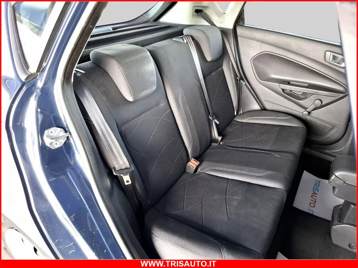 Ford Fiesta Plus 1.5 TDCi 75CV 5 porte (10)