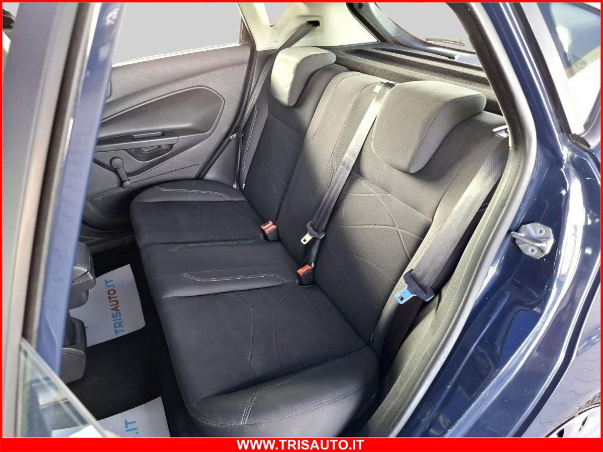 Ford Fiesta Plus 1.5 TDCi 75CV 5 porte (11)