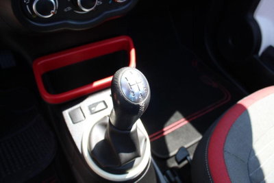 Renault Twingo TCe 90 CV Stop&Start Openair (17)