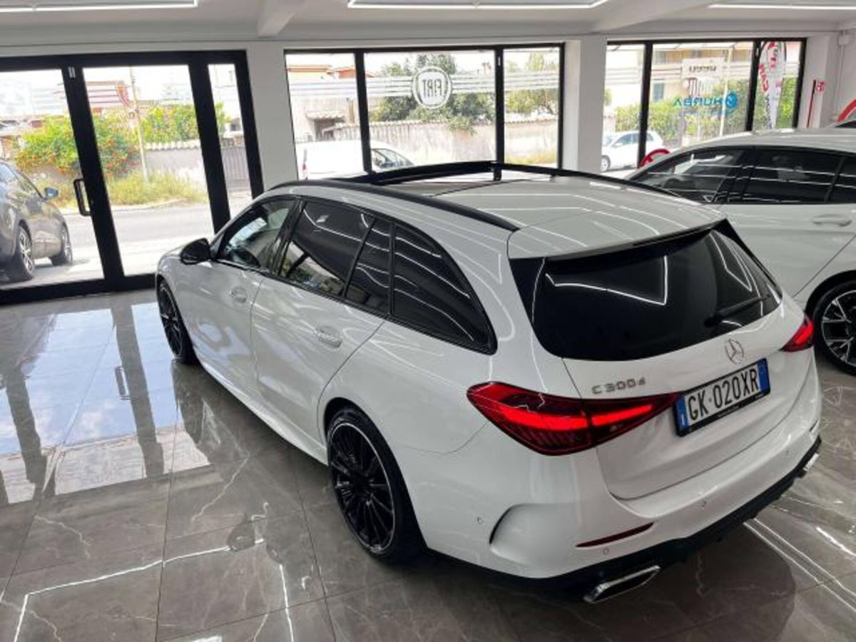 Mercedes-Benz Classe C Station Wagon 300 h Automatic Premium Plus (12)