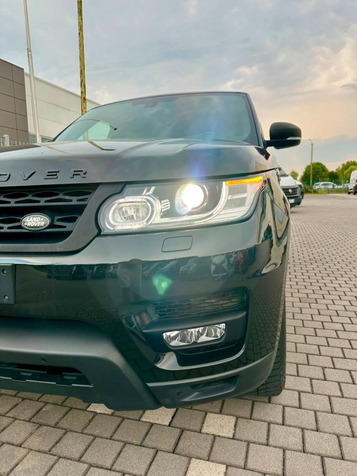Land Rover Range Rover Sport 3.0 TDV6 HSE Dynamic (6)
