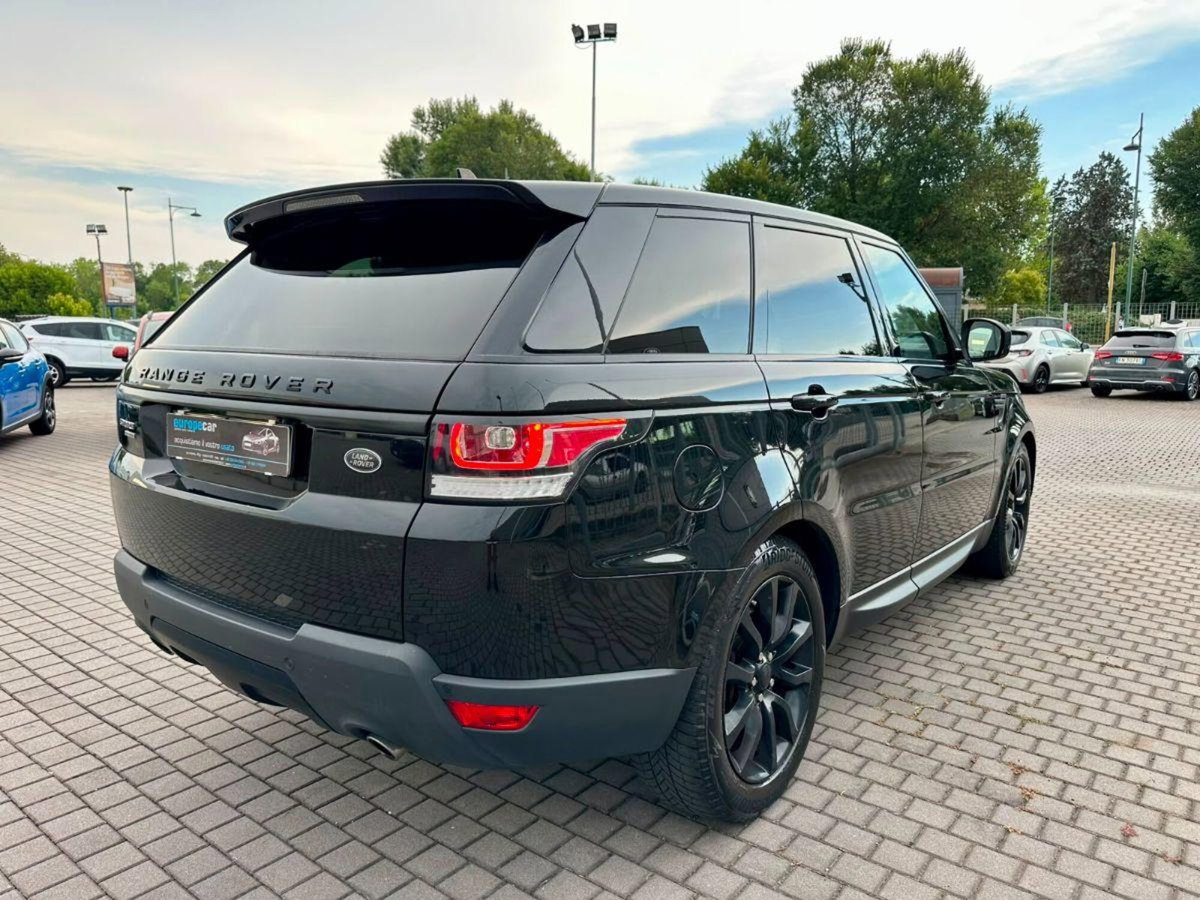 Land Rover Range Rover Sport 3.0 TDV6 HSE Dynamic (9)