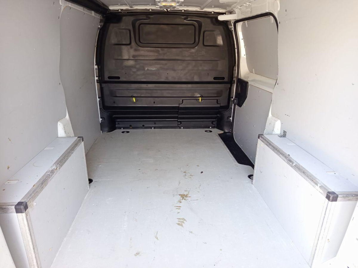 Peugeot Expert Furgone BlueHDi 120 S&S PL-TN Furgone Premium Standard (11)
