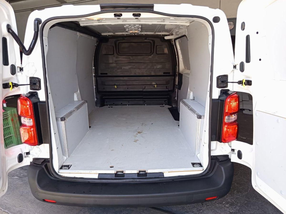 Peugeot Expert Furgone BlueHDi 120 S&S PL-TN Furgone Premium Standard (12)